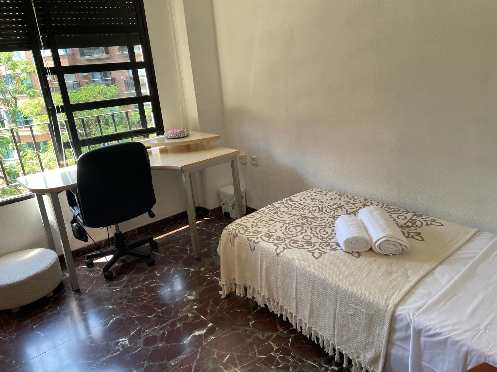 Habitacion Cerca Del Centro De Valencia Valência Exterior foto